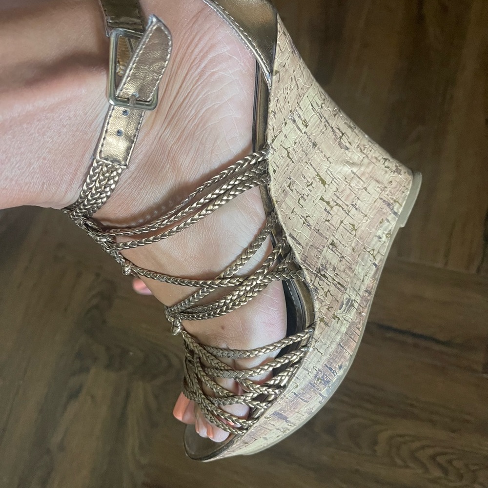 Jennifer Lopez high wedges bronze size 9 1/2